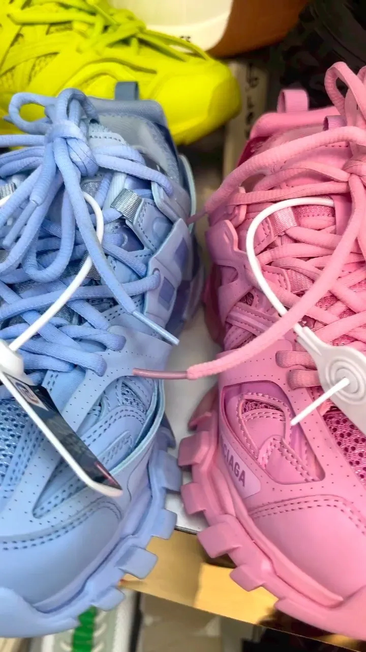 Модные КРОССОВКИ 👟 Balenciaga Track, Adidas в ярких цветах р.36-45! См. комменты!