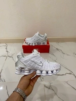 Кроссовки Nike Air Vapormax Plus Белые фото-1