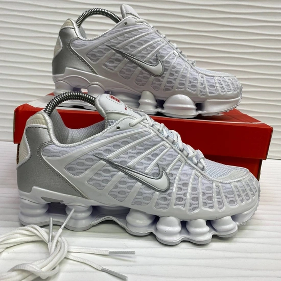 Кроссовки Nike Shox TL White фото-1