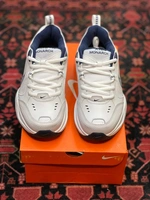 Кроссовки Nike Air Monarch IV Белый фото-3