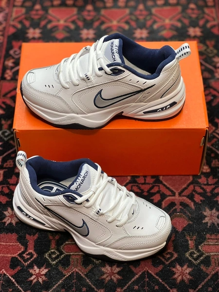 Кроссовки Nike Air Monarch IV Белый фото-4