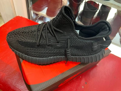 Adidas Yeezy Boost 350 V2 Black 36-45