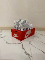 Кроссовки Nike Air Vapormax Plus Белые фото-4