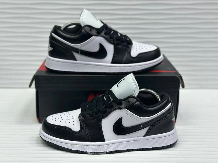 Кроссовки Nike SB Dunk Low Black/White фото-1