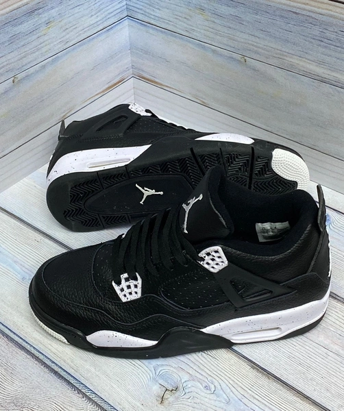 Кроссовки Nike Air Jordan 4 Retro black фото-3