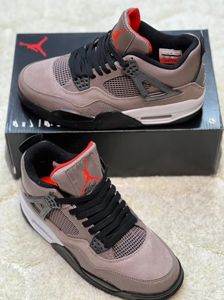 Кроссовки Nike Air Jordan 4 Retro Grayish red фото-5