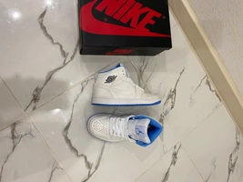 Кроссовки Nike Air Jordan 1 Mid White/Blue фото-6