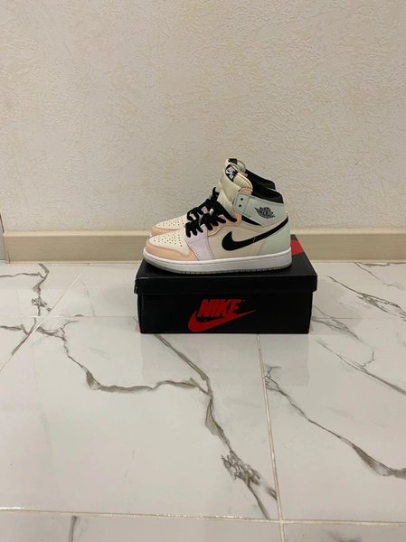 Кроссовки Nike Air Jordan 1 Retro Beige фото-3