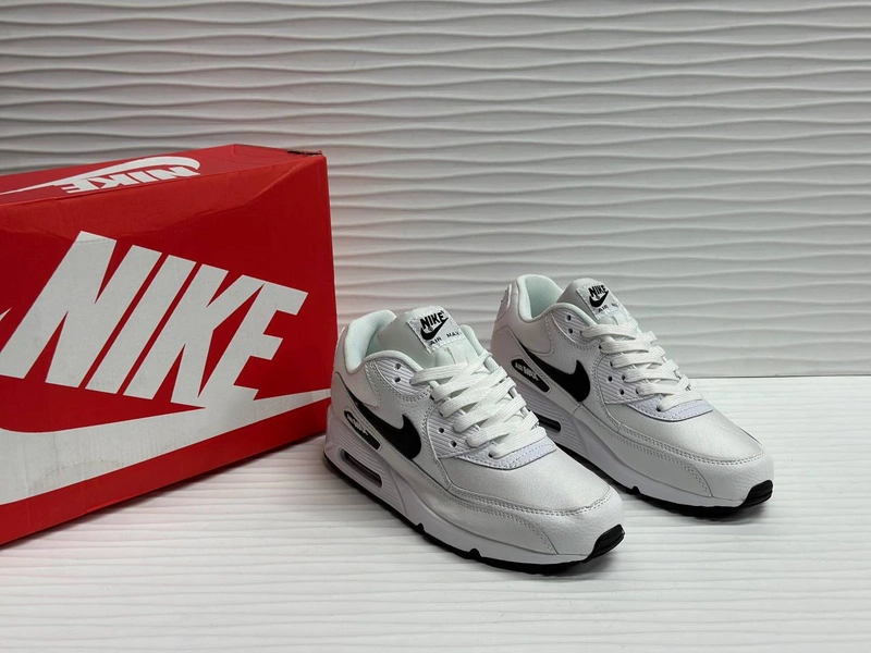 Nike Air Max 90 White/Black фото-6