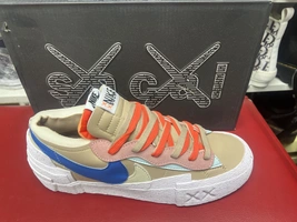 Kaws Sacai Nike Blazer Low цвет Оранжевый фото-1