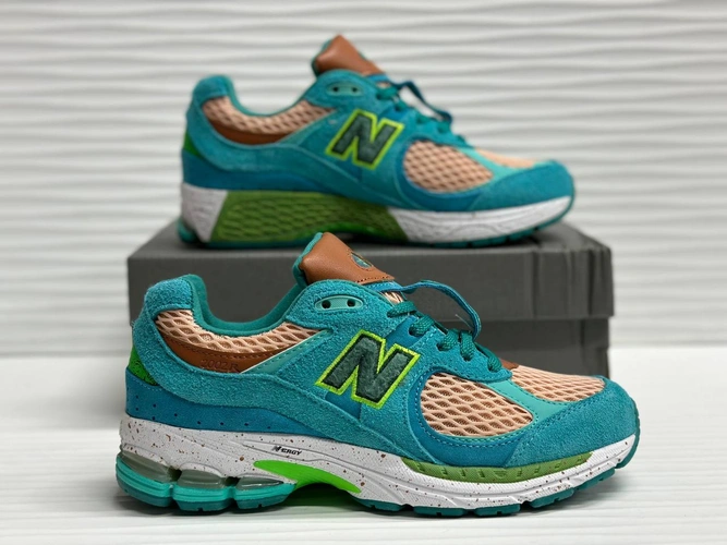 Кроссовки New Balance 2002R x Salehe Bembury Water be The Gude