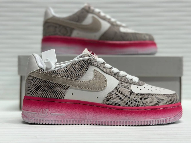 Кроссовки Nike Air Force 1 Low Snakeskin