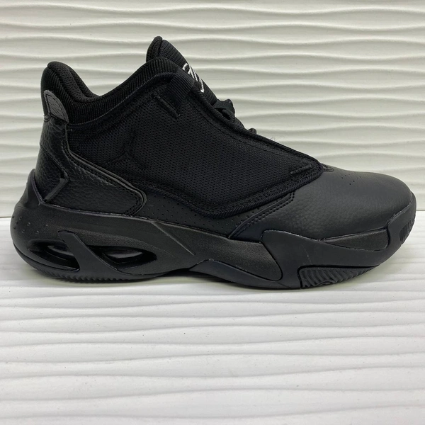 Кроссовки Nike Air Jordan Max Aura Black фото-4