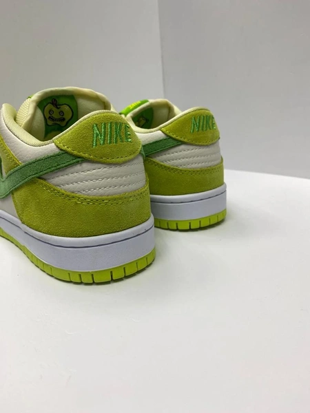 Кроссовки Nike SB Dunk Low Green Apple фото-2