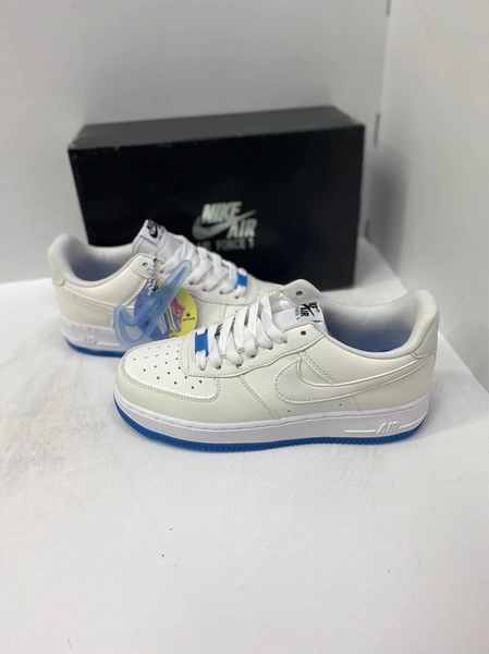 Кроссовки Nike Air Force 1 белый фото-3