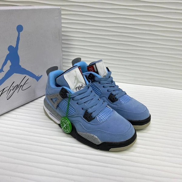 Кроссовки Nike Air Jordan 4 Retro синие фото-3