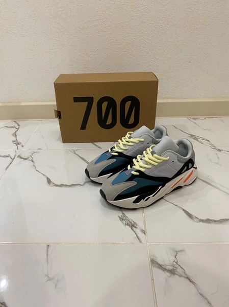 Кроссовки Adidas Yeezy Boost 700 Grey фото-4