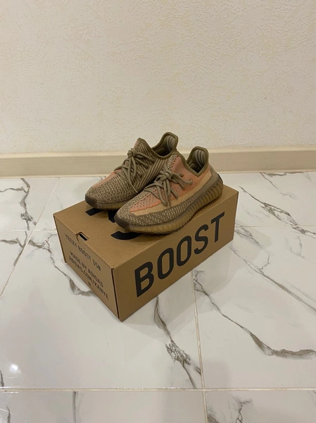 Adidas Yeezy 350 Boost v2 Бежево-коричневый фото-7