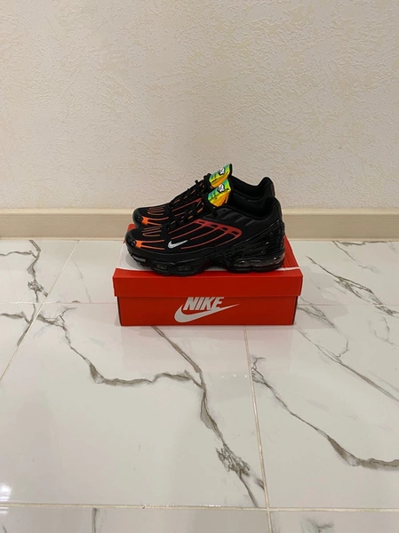 Nike Air Max Tn  Plus 3 черно-оранжевые (36-45) фото-2