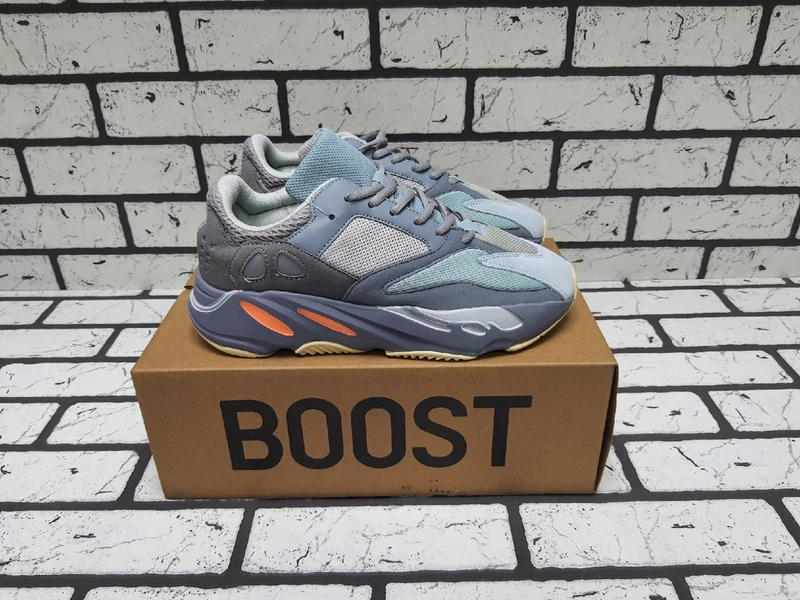 Кроссовки Adidas Yeezy Boost 700 Разноцветные фото-4