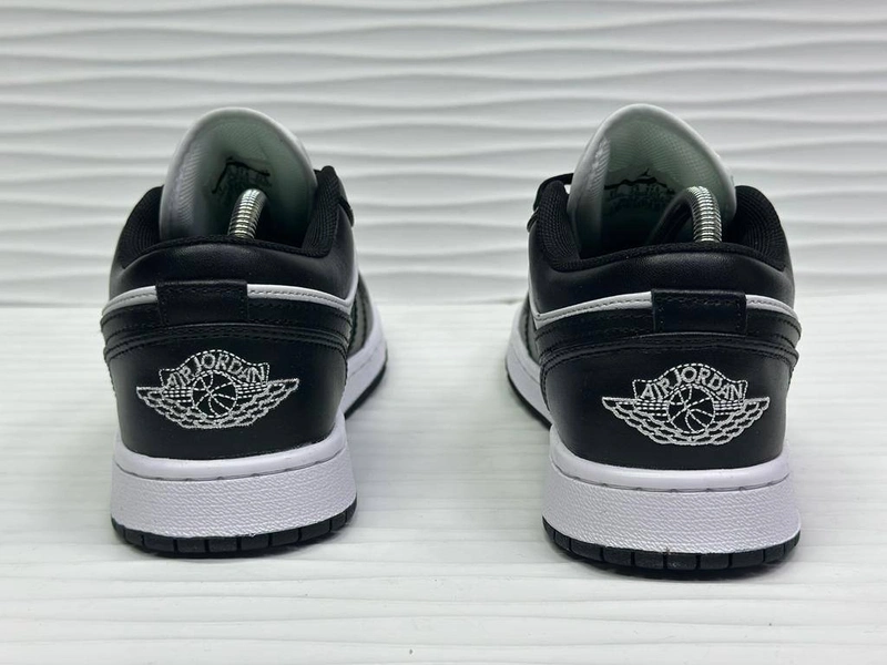 Кроссовки Nike SB Dunk Low Black/White фото-7