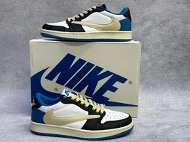 Кроссовки Кроссовки Nike Air Jordan 1 Low x Travis Scott Blue/White/black фото-3