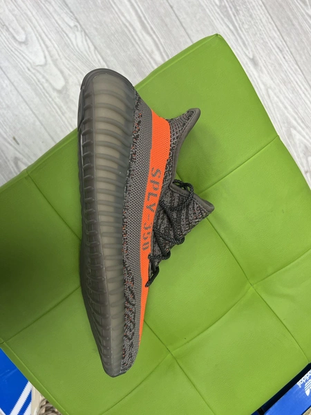 Adidas yeezy 350 boost V2 темно-серый фото-2