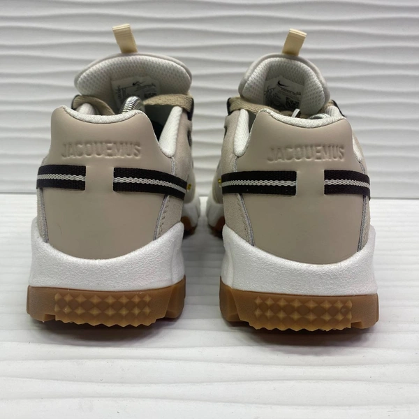 Кроссовки Nike Air Humara LX WMNS Bone фото-5