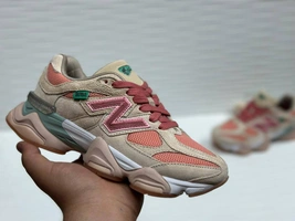 Кроссовки New Balance 9060 Cookie Pink фото-3