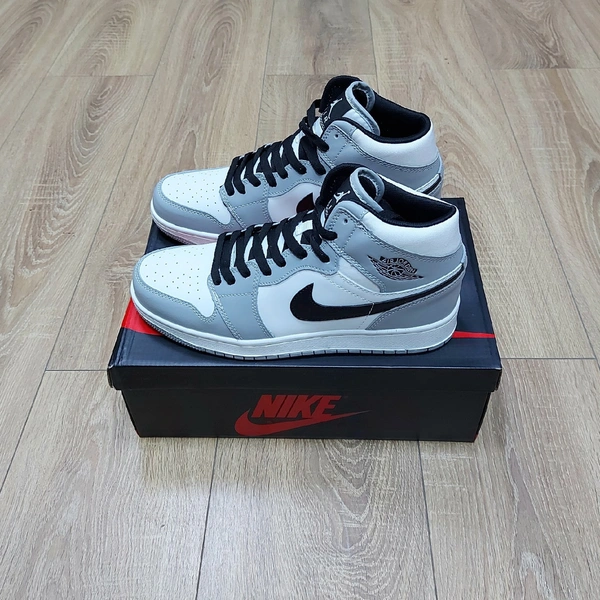 Nike Air Jordan 1 Mid Silver фото-3